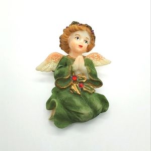 Little angel pin